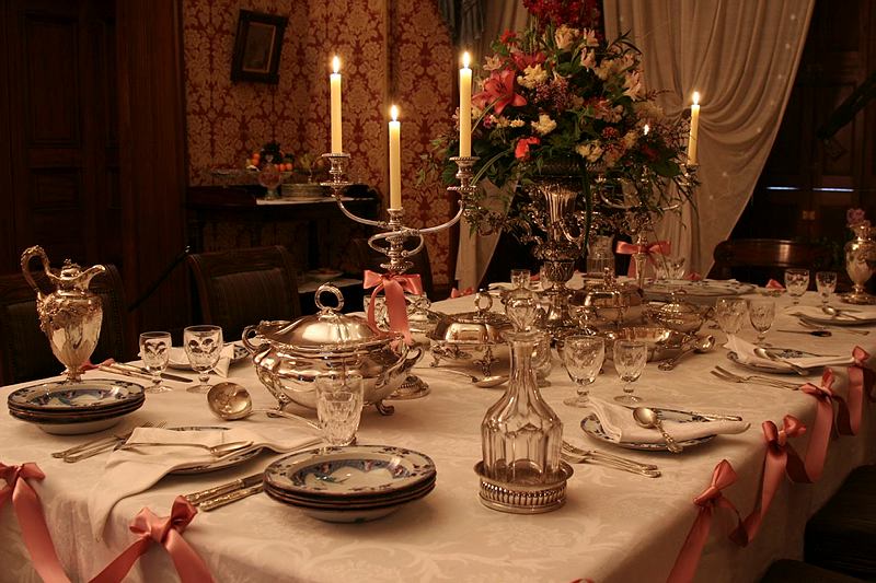 Celebratory dining setting at Elizabeth Bay House