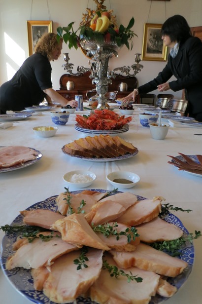Preparing the table for breakfast at Elizabeth Bay House