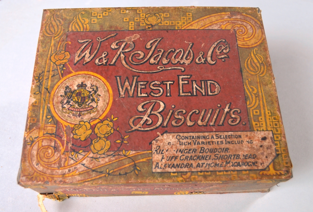 W & R Jacob & Co West End Biscuits tin_Rouse Hill House collection_Photo © Mel Flyte for Sydney Living Museums
