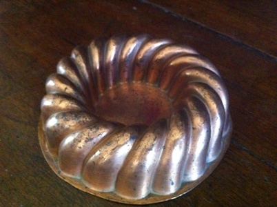 Ring shaped jelly mould